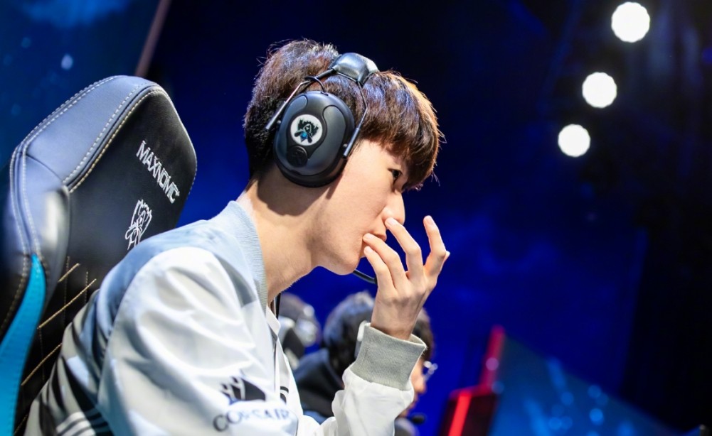 NG体育-TheShy在利物浦比赛中势不可挡，绝杀引发热议！的简单介绍