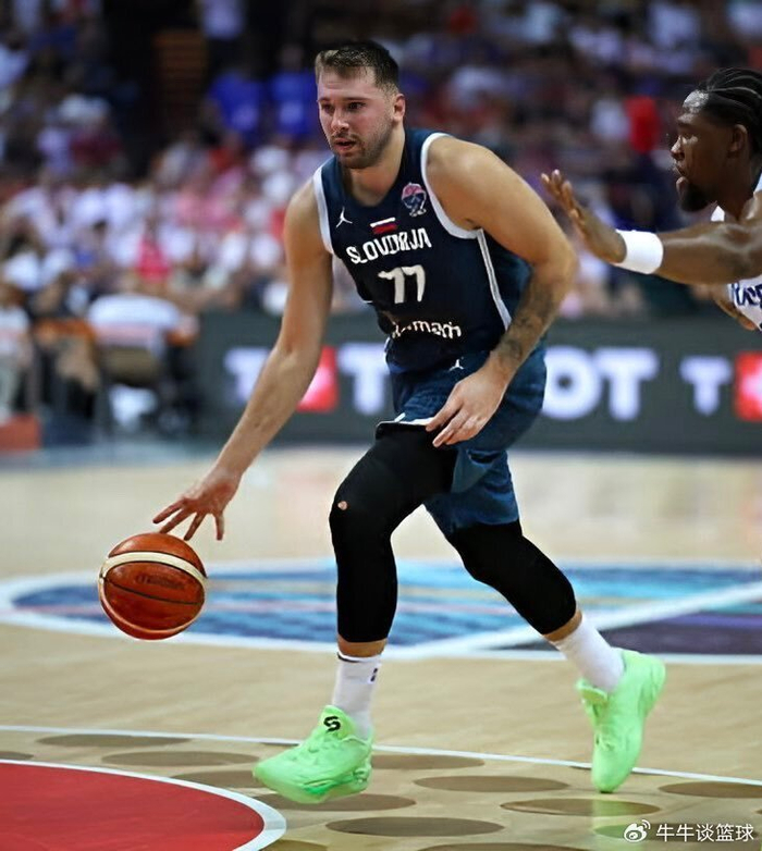 南宫体育- 东契奇在德国队比赛中突破纪录,连败引发热议的原因 